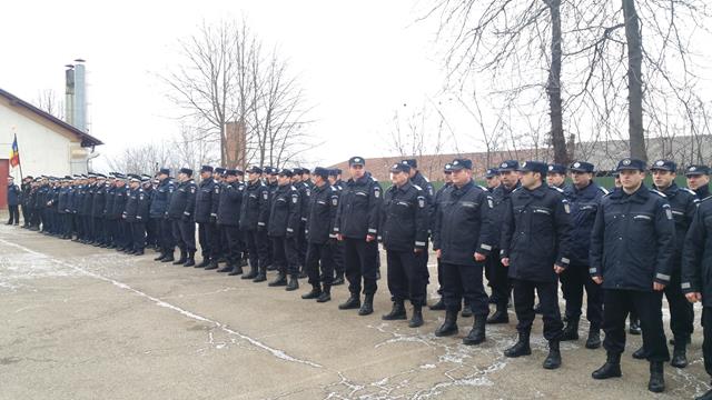 Jandarmii botoșăneni vor fi prezenți de Bobotează, în zece biserici din municipiul Botoșani, trei din municipiul Dorohoi și două din orașul Săveni